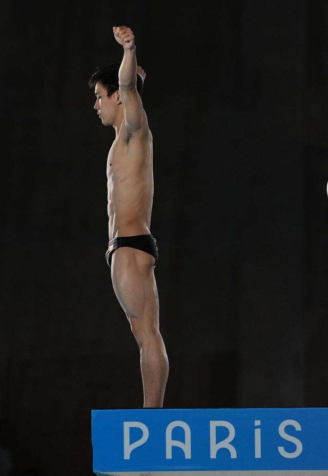 1723308649572045427.jpg 巴黎奥运会|跳水——男子10米跳台预赛赛况XxjpseC010501_20240809_MVPFN0A001.jpg