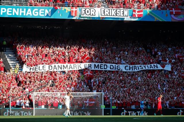 1623985813463062819.jpg 1623950360_denmark-vs-belgium-was-paused-for-a-minutes-applause-for-christian-eriksen.jpg