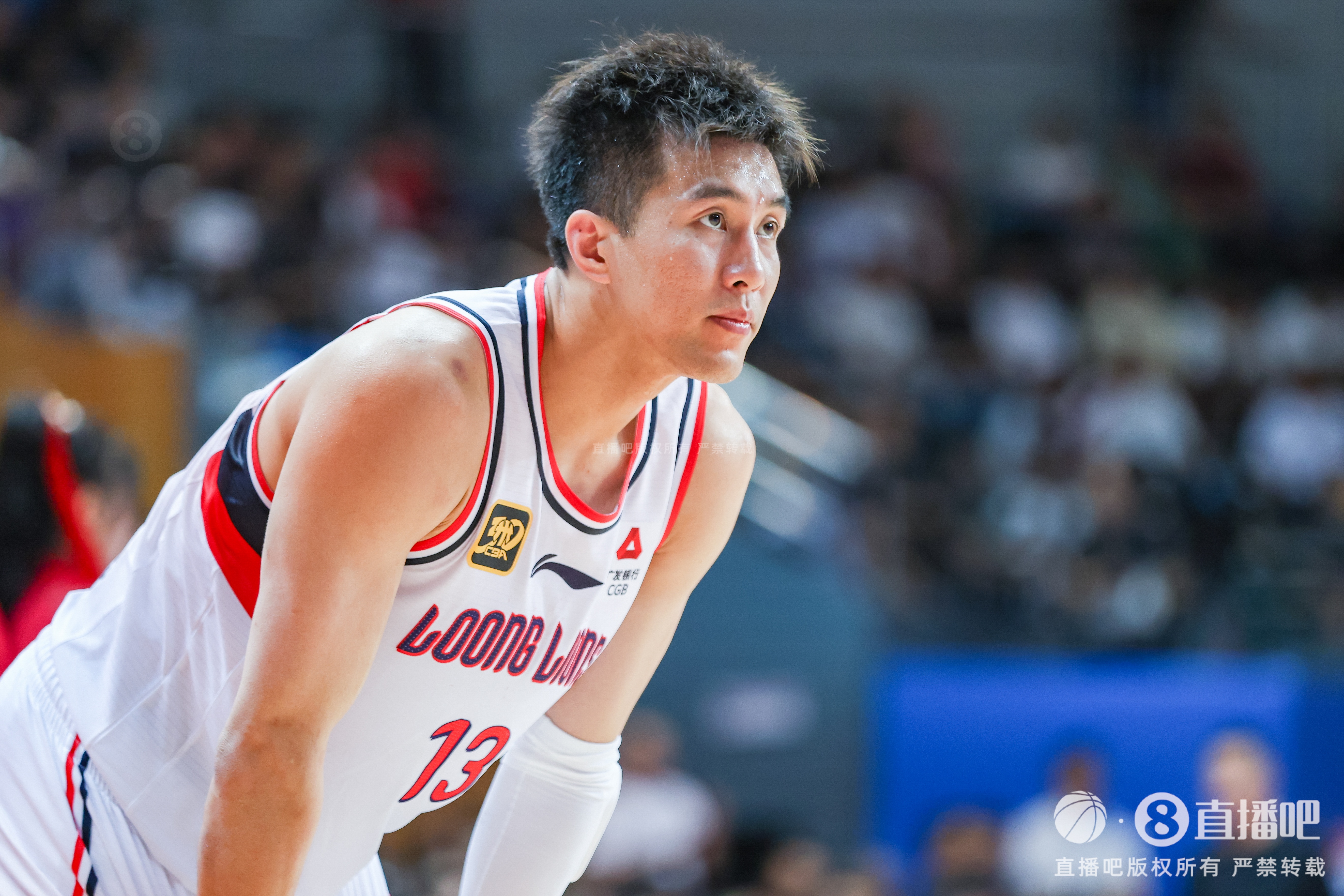 开云APP-郭艾伦及家人遭熟人诈骗千万！媒体人：球员投资确实要谨慎